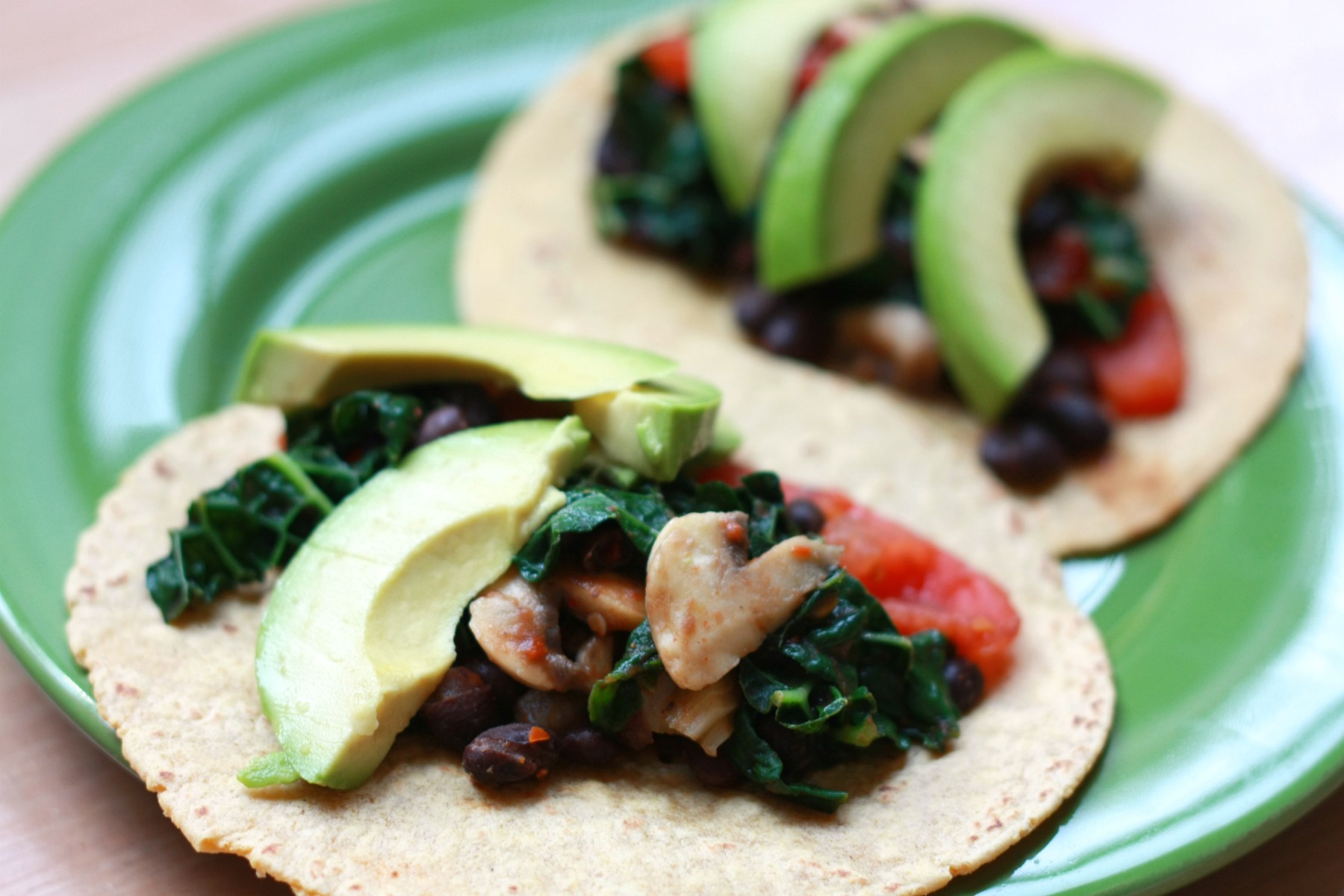 Tacos Végétariens aux Légumes et Haricots Noirs