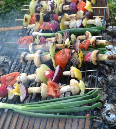 Brochettes de Légumes et Champignons au Barbecue
