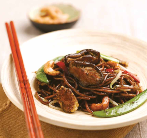 chow-mein-aux-champignons-et-noix-de-cajou